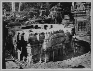 Banteay Srei, reconstitution du premier étage de la tour sud EFEO_CAM07115