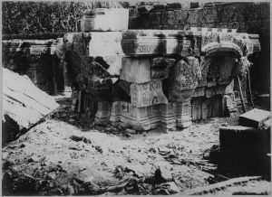 Banteay Srei, reconstitution du premier étage de la tour nord EFEO_CAM07116