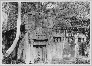 Annexe est, angle sud-est et face est EFEO_CAM10960_a