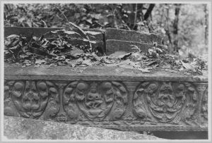 Colonnette EFEO_CAM10980_a