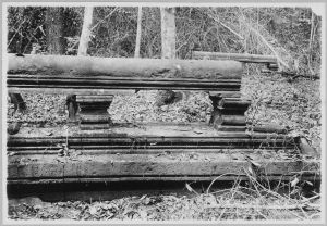 Terrasse sud, balustrade EFEO_CAM10986_a