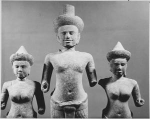Triade vishnouite EFEO_CAM18386_2