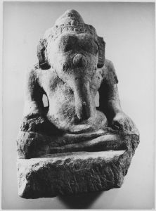 Ganesha assis à 2 bras EFEO_CAM18531
