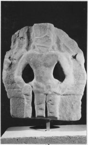 Stèle figurée EFEO_CAM19036_1