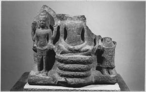 Triade bouddhique EFEO_CAM19046_2
