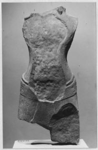 Ronde-bosse : personnage masculin EFEO_CAM19083_1