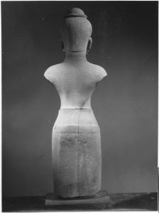 Ronde-bosse : Corps de divinité féminine EFEO_CAM19457_4