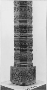 Colonnette EFEO_CAM19473_4