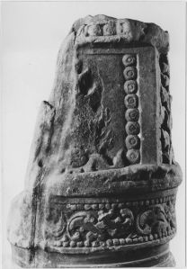 Colonnette EFEO_CAM19475_2
