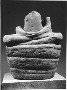 Ronde-bosse : Buddha sur naga EFEO_CAM19486_2
