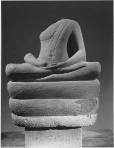 Ronde-bosse : Buddha sur naga EFEO_CAM19490_1