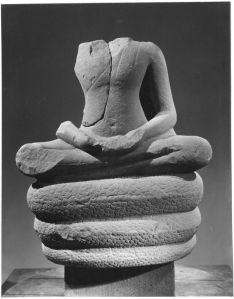 Ronde-bosse : Buddha sur naga EFEO_CAM19490_3