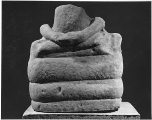 Ronde-bosse : Buddha sur naga EFEO_CAM19493_3
