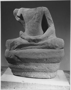 Ronde-bosse : Buddha sur naga EFEO_CAM19494_2