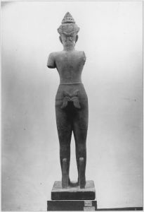 Ronde-bosse : divinité masculine EFEO_CAM19501_2