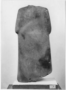 Ronde-bosse : Buddha debout EFEO_CAM19506_2