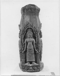 Borne bouddhique EFEO_CAM19512_3