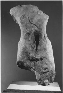 Ronde-bosse : torse masculin EFEO_CAM19524_1