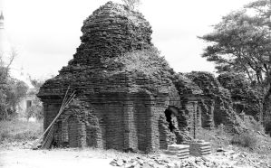 Temples n°782 + 783 du site de Pagan EFEO_PICP06735