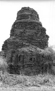 Temple n°793 Ywa-ni-hpaya du site de Pagan EFEO_PICP06773