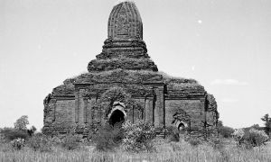 Temple n°795 Hpaya-ni du site de Pagan EFEO_PICP06779