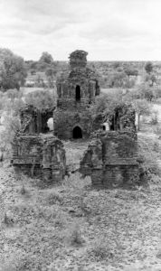 Monastère n°798 Pya-tha-nge du site de Pagan EFEO_PICP06845