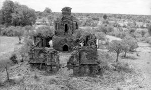Monastère n°798 Pya-tha-nge du site de Pagan EFEO_PICP06847