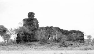 Monastère n°798 Pya-tha-nge du site de Pagan EFEO_PICP06848