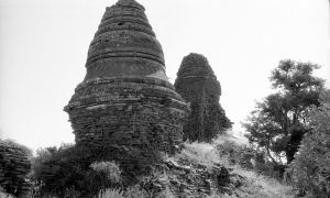 Stupas n°813 + 814 du site de Pagan EFEO_PICP06953