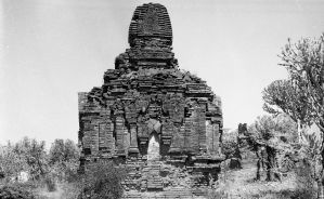 Temple n°828 du site de Pagan EFEO_PICP06998