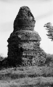 Stupa n°833 du site de Pagan EFEO_PICP07018