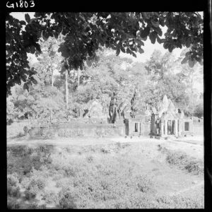 Vue d'ensemble de Banteay Srei EFEO_GROB03340