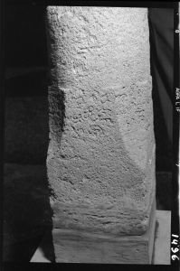 Inscription sur linga en pierre EFEO_GROB03768