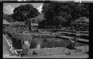 Temple de Tirta Gangga EFEO_GROB03860