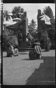Danse et rituels du Barong à Pura Puseh EFEO_GROB03899