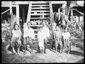 Portrait de famille EFEO_MARH01406