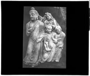 Bas-relief en stuc : scène de la vie du Buddha EFEO_MARH01431