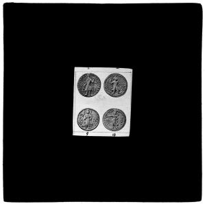 Reproduction : quatre monnaies EFEO_MARH01457