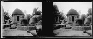 Draupadi ratha et statue de lion EFEO_MARH01592